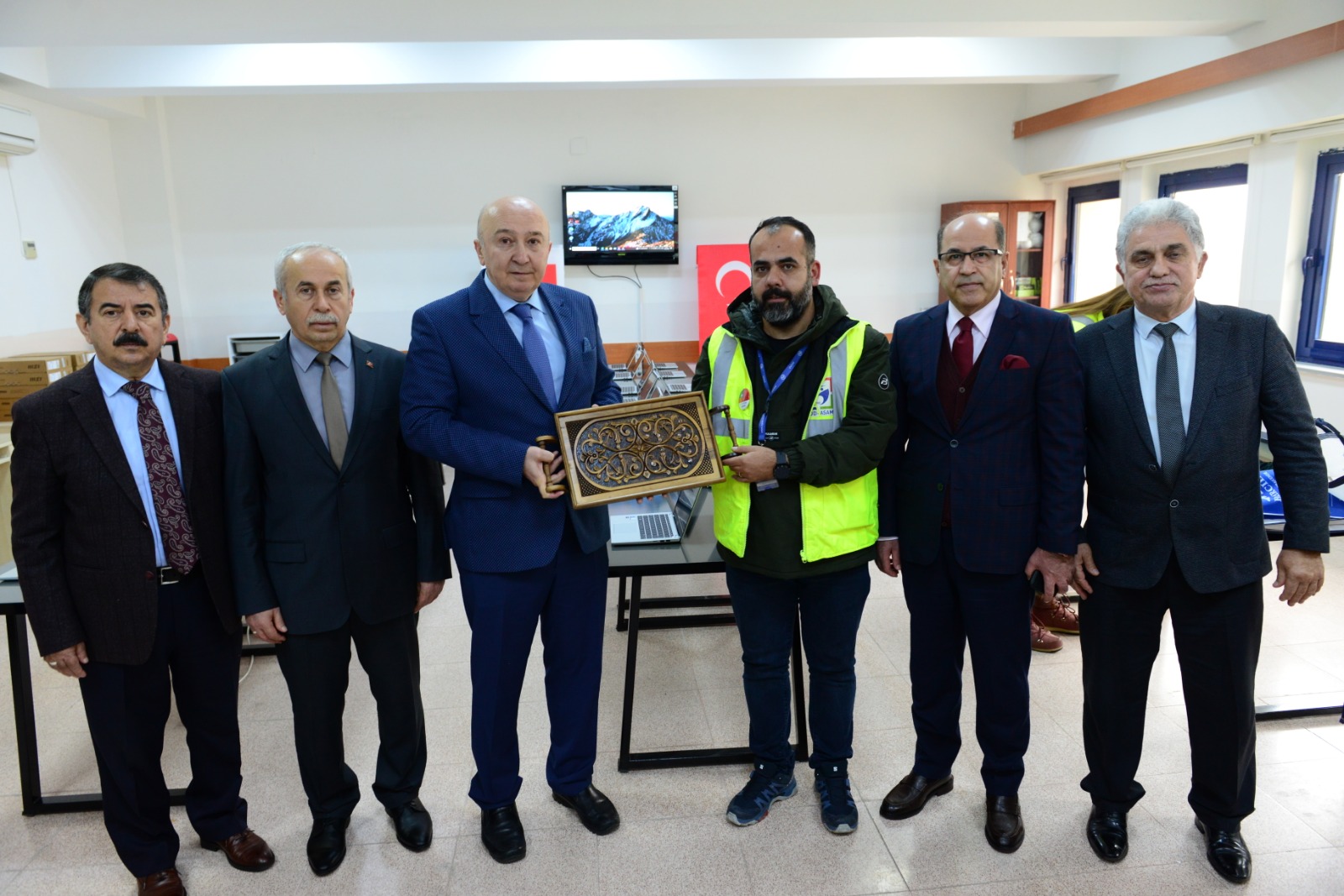 İçerikle ilgili görsel 2