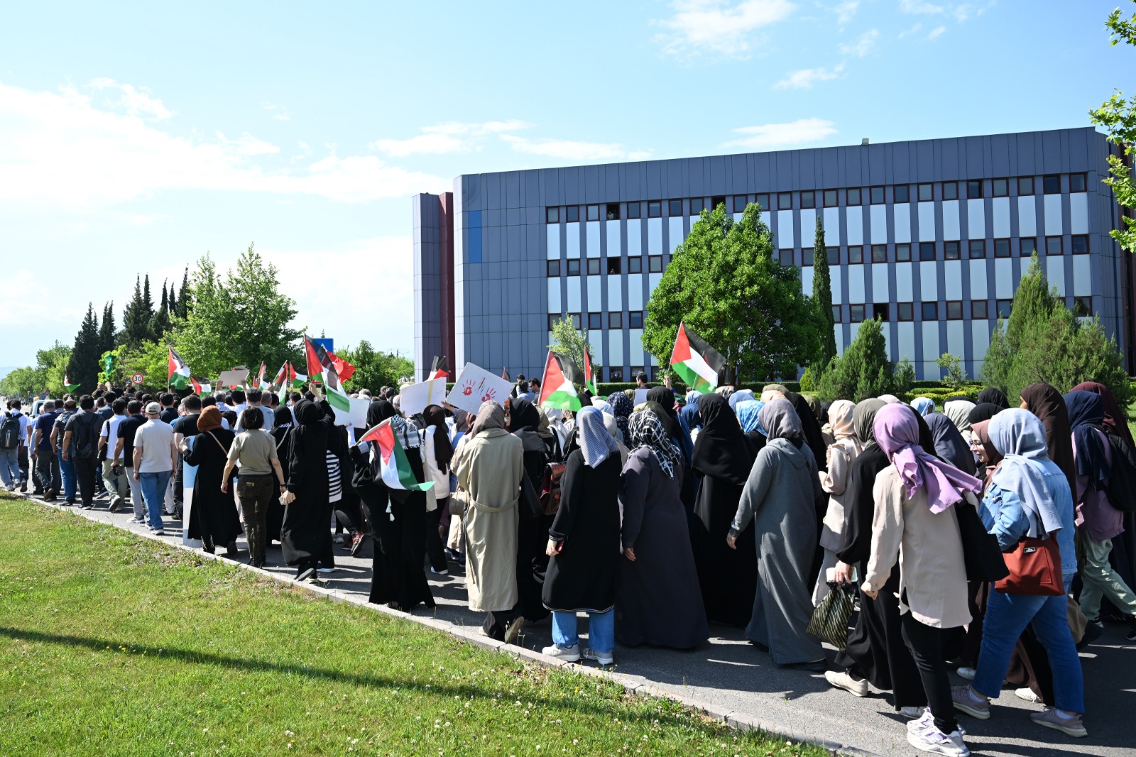 İçerikle ilgili görsel 18
