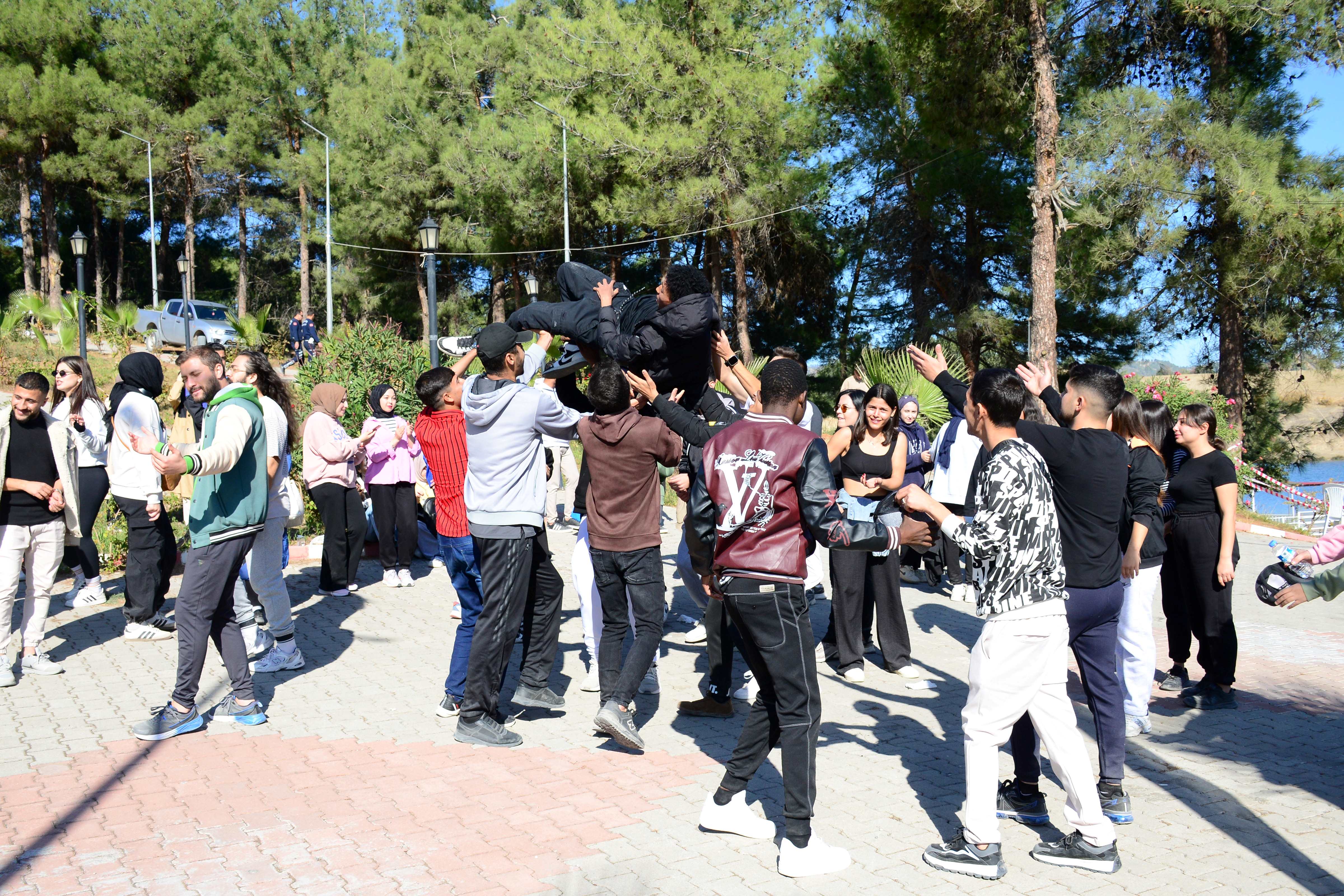 İçerikle ilgili görsel 3
