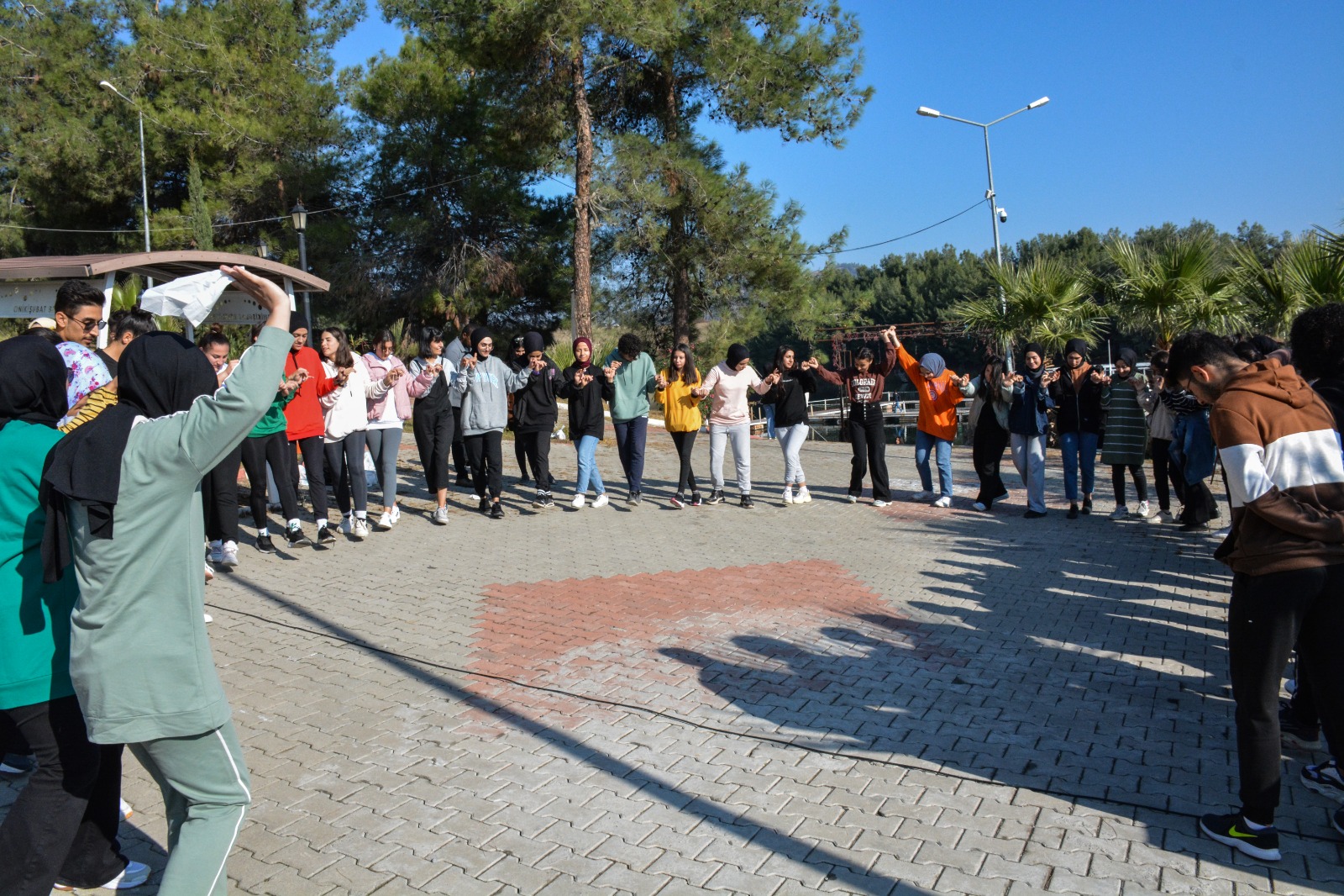 İçerikle ilgili görsel 2